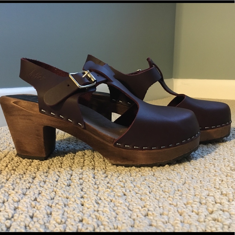 Lotta’s Burgundy Clogs